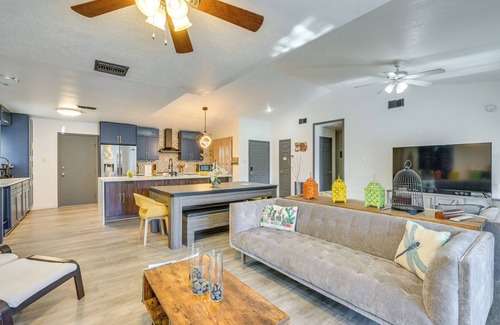 Lutz House | Contemporary Lutz Home: Private Pool, Pet Friendly