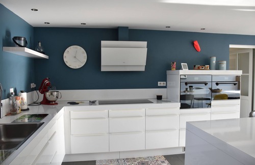 Barbentane Villa | Contemporary villa between Avignon and St Rémy de Provence with private pool