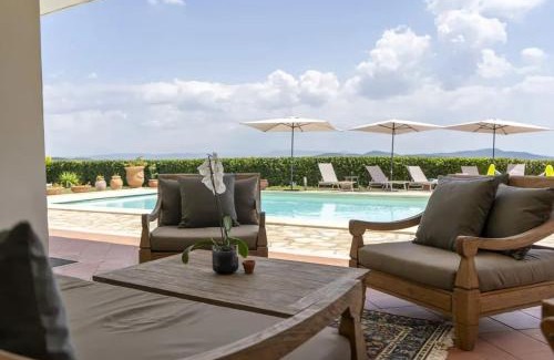 Castellaccio Villa | Contemporary Villa in Castellaccio with Private Pool