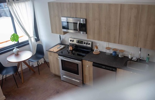 Center City Apartment | Continental Congress Loft - Kestrel Building