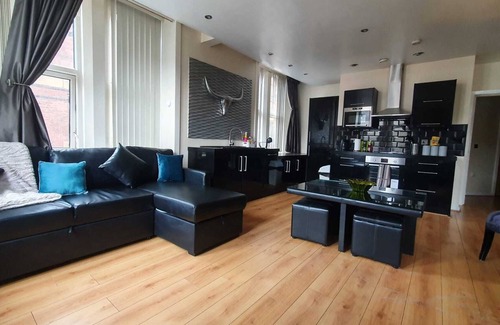 Liverpool City Centre Apartment | Contractor Mid week bookers