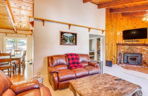 Arrowbear Lake House | Convenient Running Springs Home - Dogs Welcome!