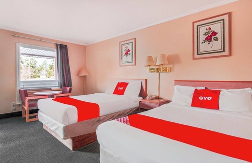 Durham Hotel | Convenient Suburban Stop – Clean, Comfy & Close to Downtown Durham