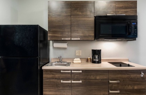 Randolph Center Hotel | Convenient Vermont Getaway | Near I-89, Pet-Friendly, Perfect for Road Trips