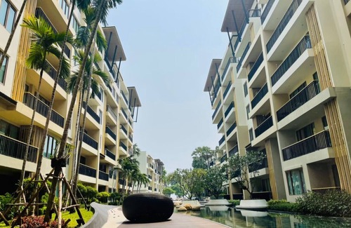 Khao Tao Condo | Conveniently situated in the center of Huahin. Nice decoration.