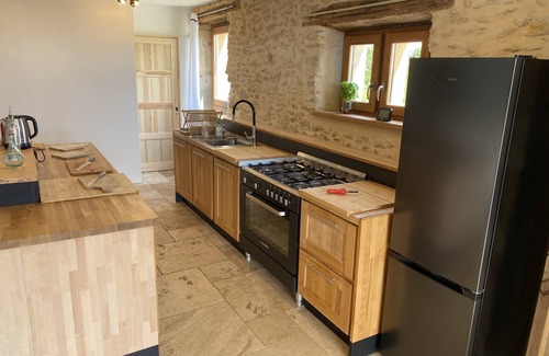 Castelner House | Converted barn/gergergerie in the countryside.