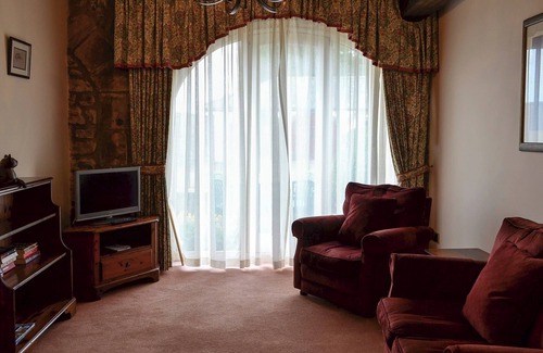 Akeld Cottage | Converted stable block at the foot of the Cheviots between coast and country.