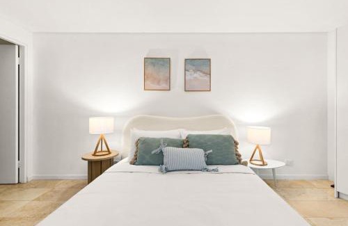 Coogee Apartment | Coogee Cove - Coastal Studio near Beach & Dining