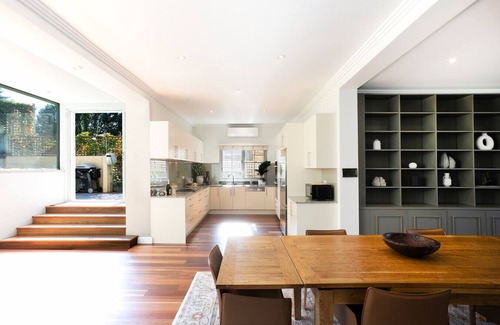 Coogee House | Coogee Views 5 bedroom Family Home with Pool