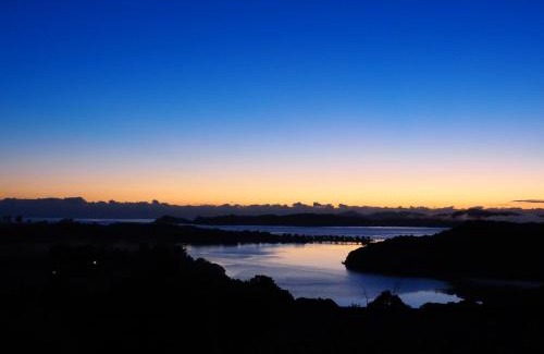 Haruru Hotel | Cook's Lookout Motel