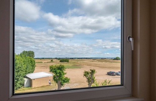Littlestone-on-Sea House | Cookie's Coastguard Cottage