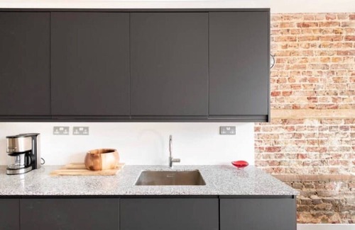 Weavers Apartment | Cool Bethnal Green Loft