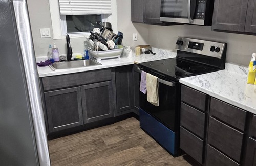 Downtown Baltimore House | Cool townhome with AC in vibrant Baltimore