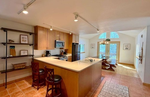 Cooper Landing House | Cooper Landing Lakebound Retreat