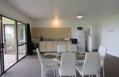 Coopers Beach House | Coopers Haven Beachfront House