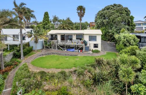Coopers Beach House | Coopers Sands - Coopers Beach Holiday Home
