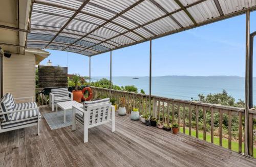 Coopers Beach House | Coopers Sands - Coopers Beach Holiday Home
