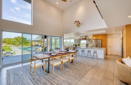 Sonoma House | Coplan Vineyards | 10-Acre Estate w/Pool, Spa, Bocce & Designer Interiors