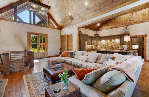 Epworth House | Copperline Lodge - located in Blue Ridge, GA