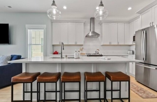 North Carolina Coast Villa | Coral Cottage (3-Bedroom Villa) by RedAwning