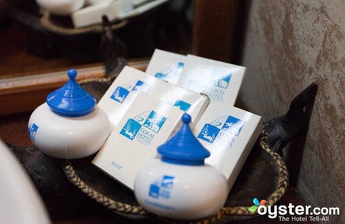 Phongprasan Resort | Coral Hotel Bangsaphan