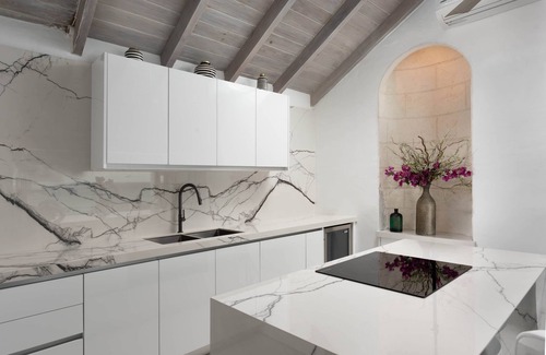 Prospect Apartment | Coralita No.4 Oceanfront Apartment Near Sandy Lane