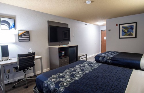 Eagan Hotel | Coratel Inn & Suites by Jasper Eagan - 2 Queen Bed Non Smoking