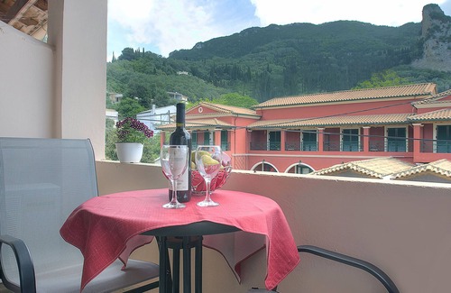 Agios Gordios Apartment | Corfu Delphi Studio 2 street side