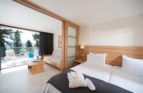 Kanoni Hotel | Corfu Holiday Palace