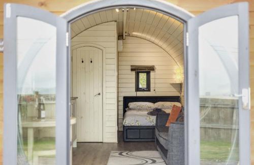 Kingswood House | Corndon Pod