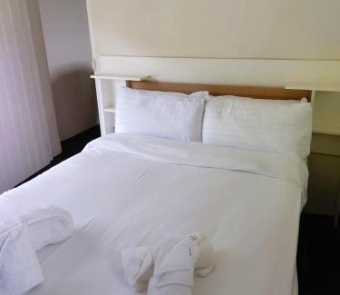 Killinaboy House | Corofin Lake Cottages