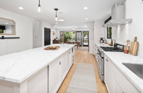 Coronado House | Coronado Village home 3 blocks from beach and just steps to shops & restaurants