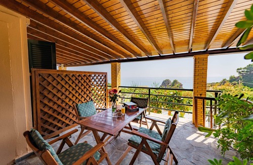 Sinarades Apartment | Corporate Apartment