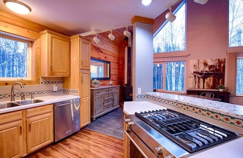 Fairbanks House | Corporate Cabin Aurora Refuge
