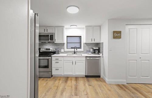 Fairfield Beach Apartment | Corporate Cottage on Circle