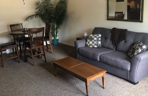 Edgewood Apartment | Corporate Temporary Housing