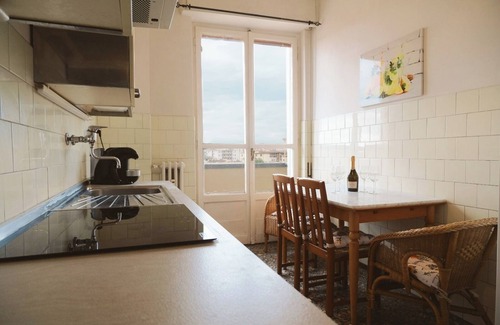 Careggi Rifredi Apartment | CORRIDONI VISTA APARTMENT