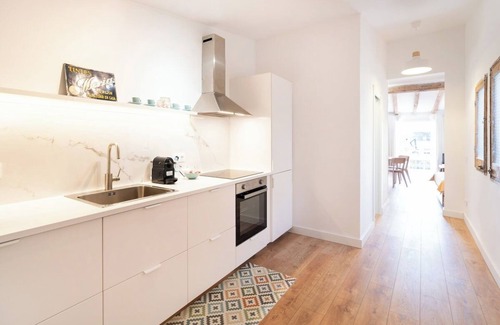 Old Town Apartment | Cos del Bou by Unik Vacation