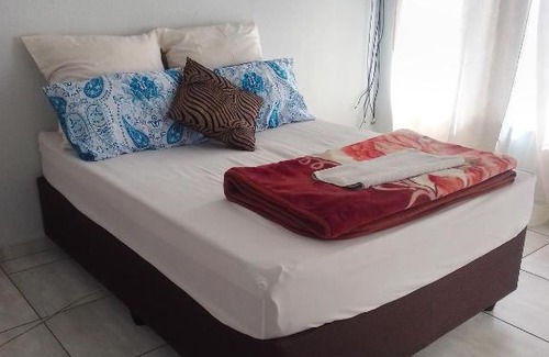 Germiston House | Cossy Possy Guest House
