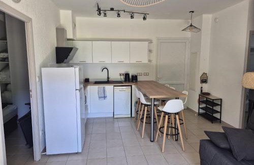 Poggio-Mezzana Apartment | Costa Verde - Appart 6 places avec piscine en bord mer