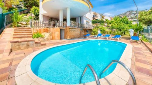 Lloret de Mar Villa | Costacabana - Villa Valentina