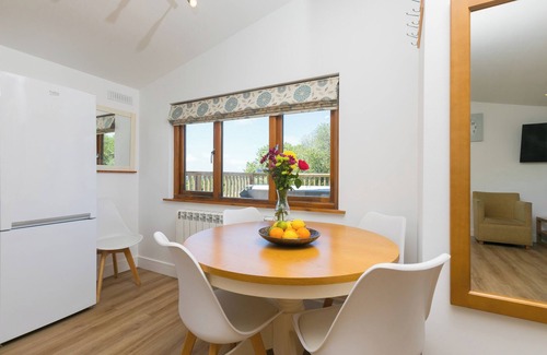 Saint Breward Cottage | COSTENTYN, TOR DOWN QUARRY, pet friendly, with hot tub in St Breward