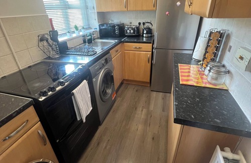 Wolverhampton Apartment | Cosy 1 bed flat located in a quite area in Wolverhampton.