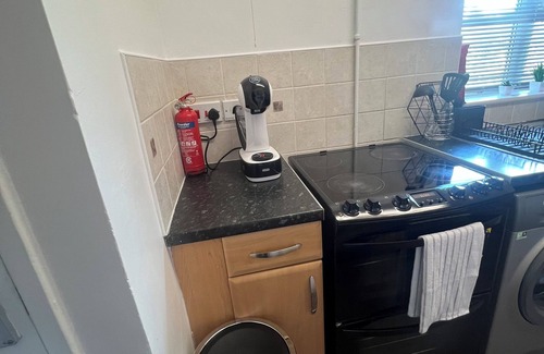 Wolverhampton Apartment | Cosy 1 bed flat located in a quite area in Wolverhampton.