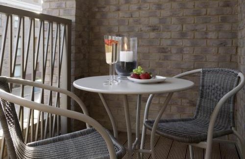 Rushey Green Apartment | Cosy 2 Bedroom Apartment London Catford - Long Stays Allowed