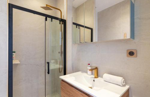 Quinze-Vingts Apartment | Cosy and Modern Studio for 2 close to Bastille