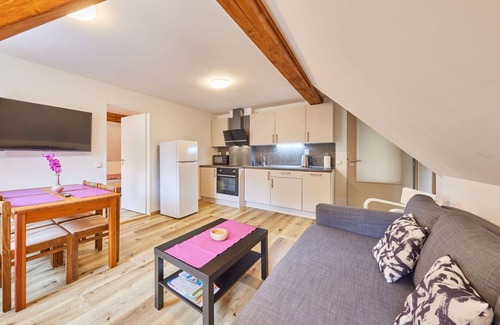 Rudnik Apartment | Cosy apartment for 5 guests with WIFI, TV, patio, panoramic view and parking