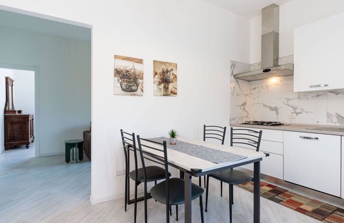 Villanova d'Albenga Apartment | Cosy apartment for 4 guests with A/C, WIFI, TV, balcony and panoramic view