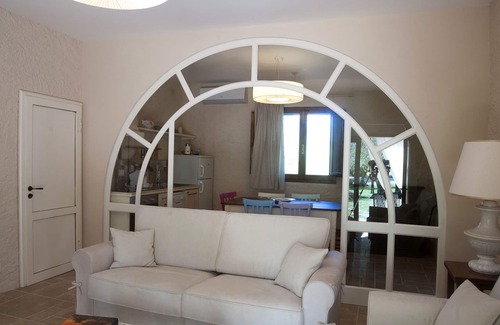 Colle di Val d'Elsa Villa | Cosy apartment in villa with A/C, pool, WIFI, TV, patio and panoramic view, close to San Gimignano