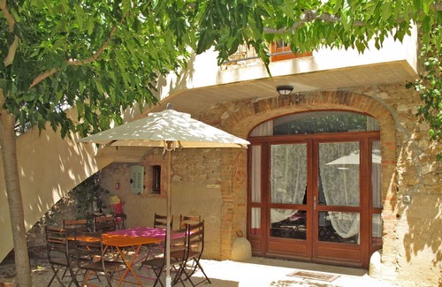 Ollieres Villa | Cosy apartment in villa for 8 people with pool, WIFI, TV, terrace, panoramic view and parking